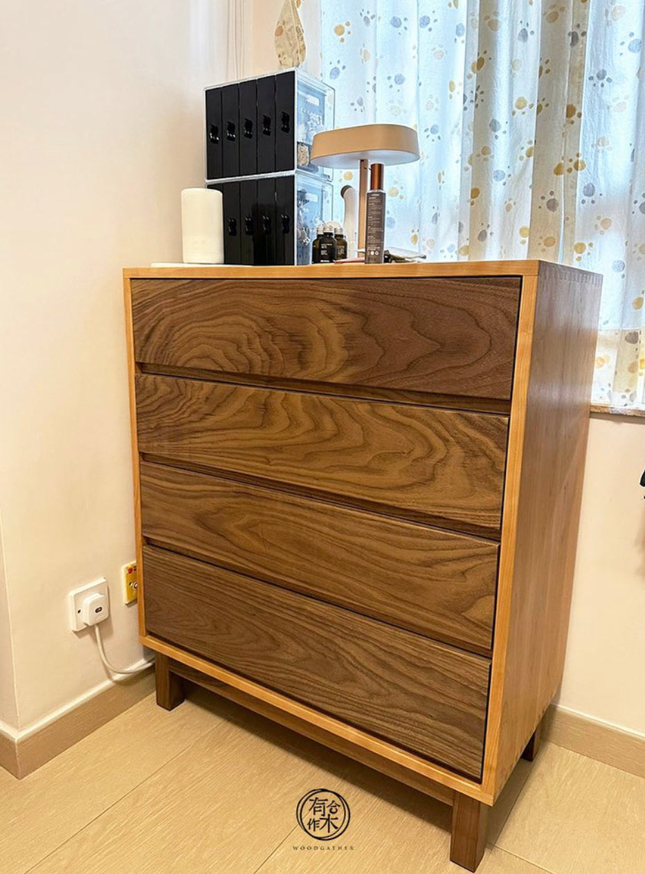 SIMPLY 70 Chest with 4-Drawer