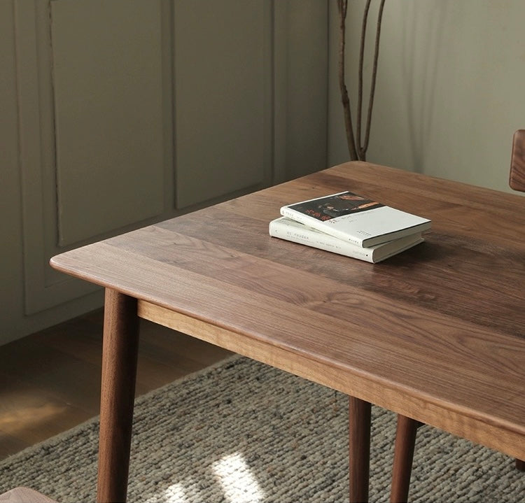 SIMPLY Dining Table 實木餐枱