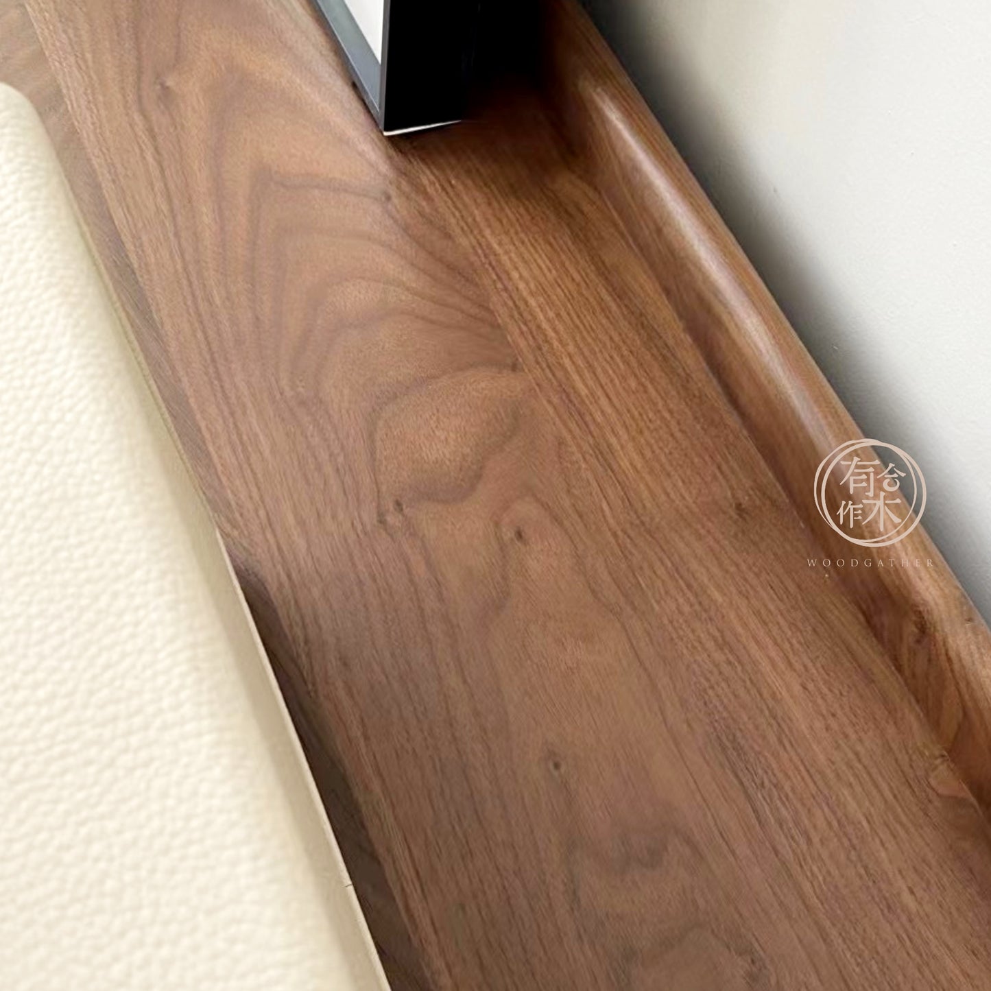 SIMPLY 2-drawer TV Board with 2-door 實木電視櫃(可訂造)