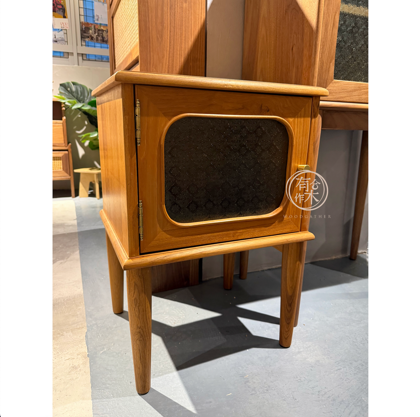 DELIGHT Bedside Cabinet 實木床頭櫃(可訂造)