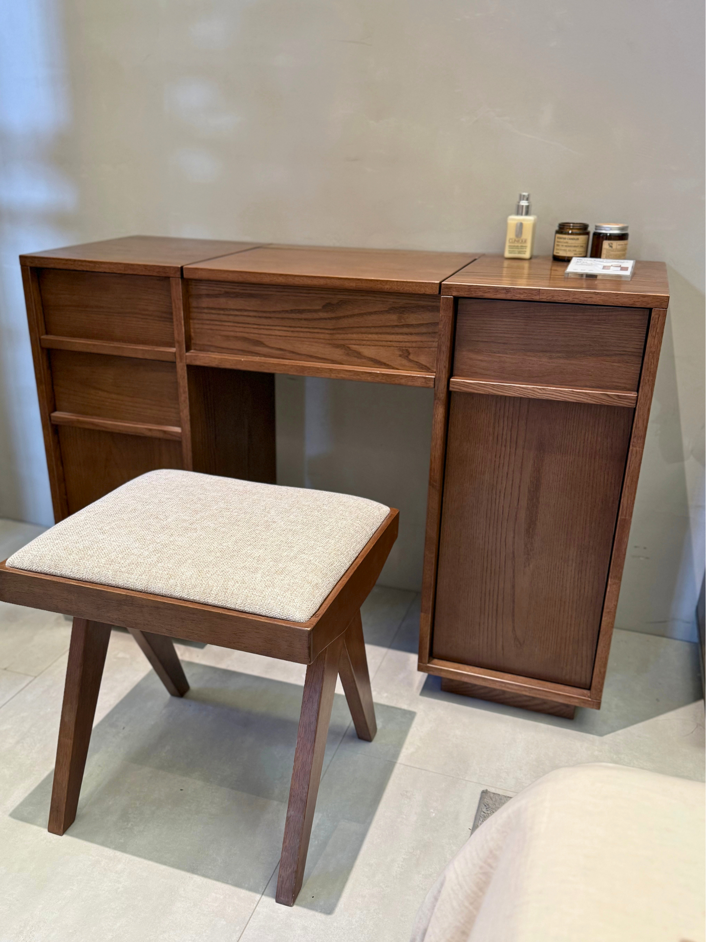 VARIETY-Z Vanity Table 實木梳妝枱