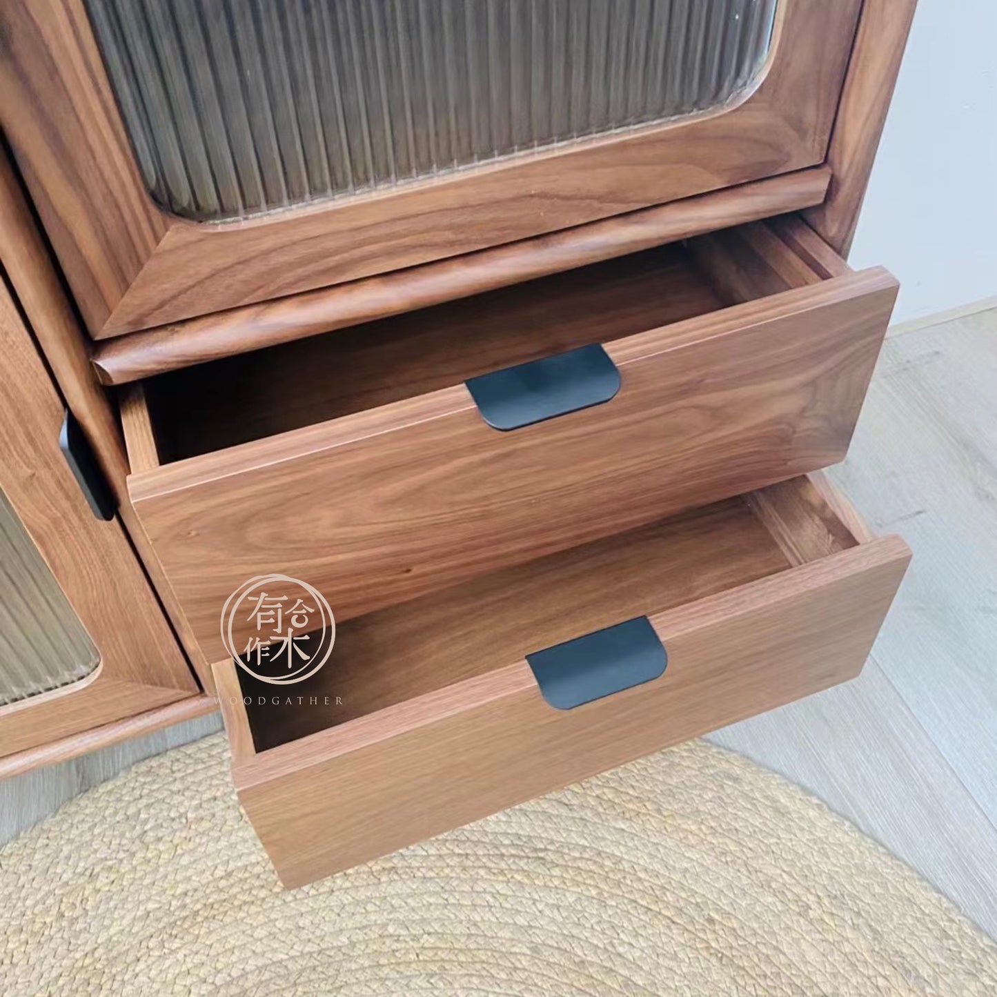 SIMPLY 2-Drawer with 2 Glass Doors Sideboard 實木邊櫃(可訂造)