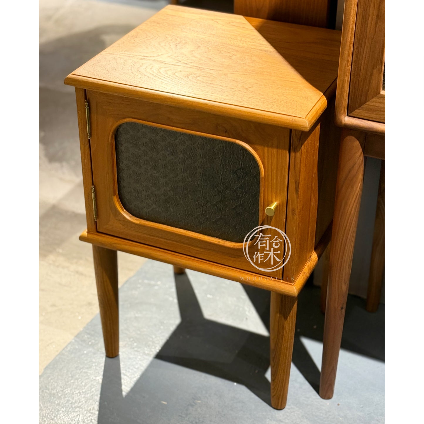 DELIGHT Bedside Cabinet 實木床頭櫃(可訂造)