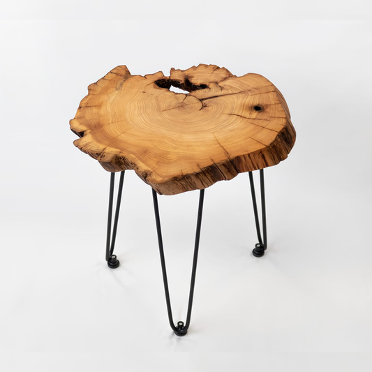 Appreciating wood work|Thuja log coffee table 02