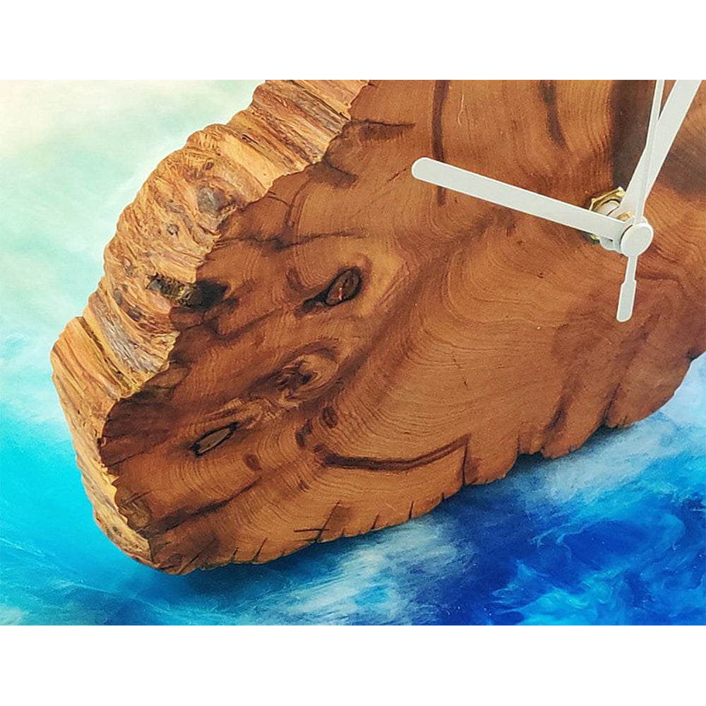 Appreciating wood | Thuja log silent table stand/magnetic clock