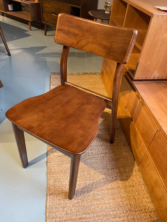 【陳列品出售】VARIETY Curve Stackable Dining Chair 實木可疊起餐椅