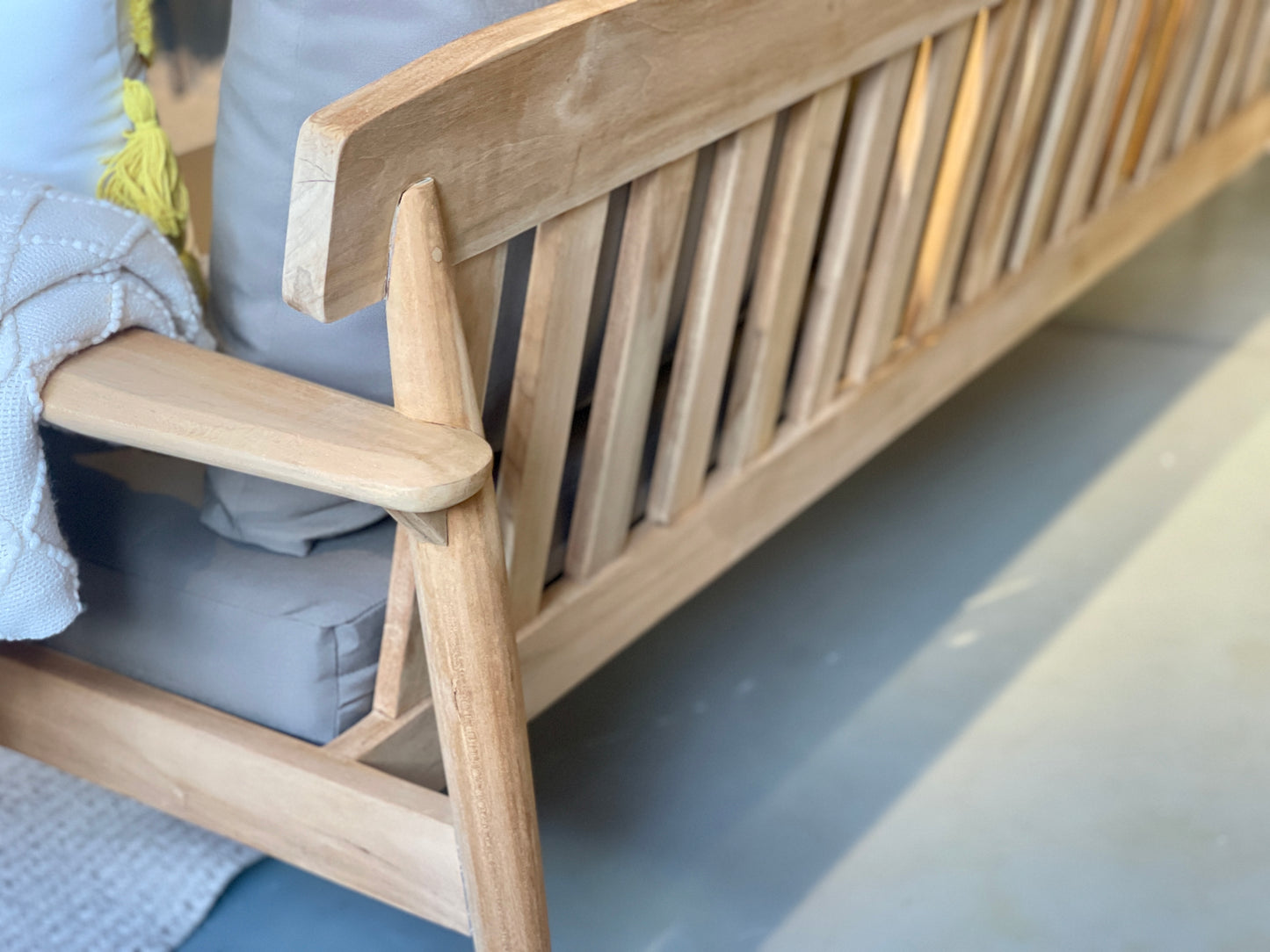 【已售罄】PETI Teak 3-seater Sofa 印尼柚木三座梳化(陳列品出售)