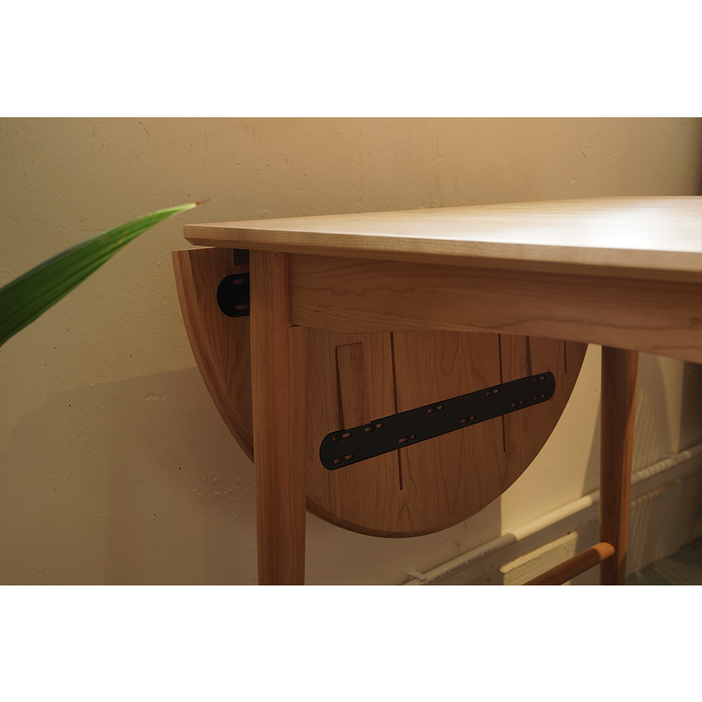 LUMINOUS Butterfly Extendable Dining Table