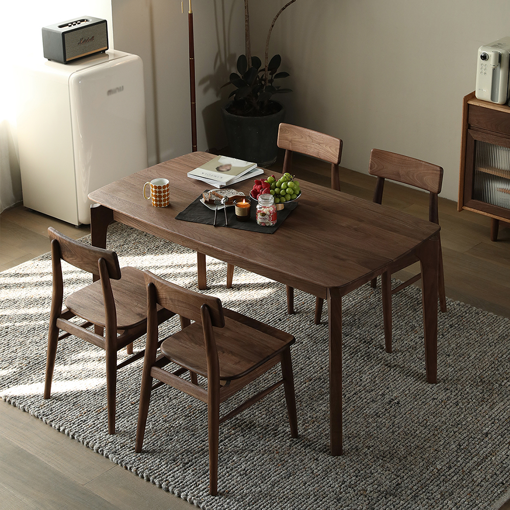 SIMPLY Edge Dining Table 02 實木餐枱
