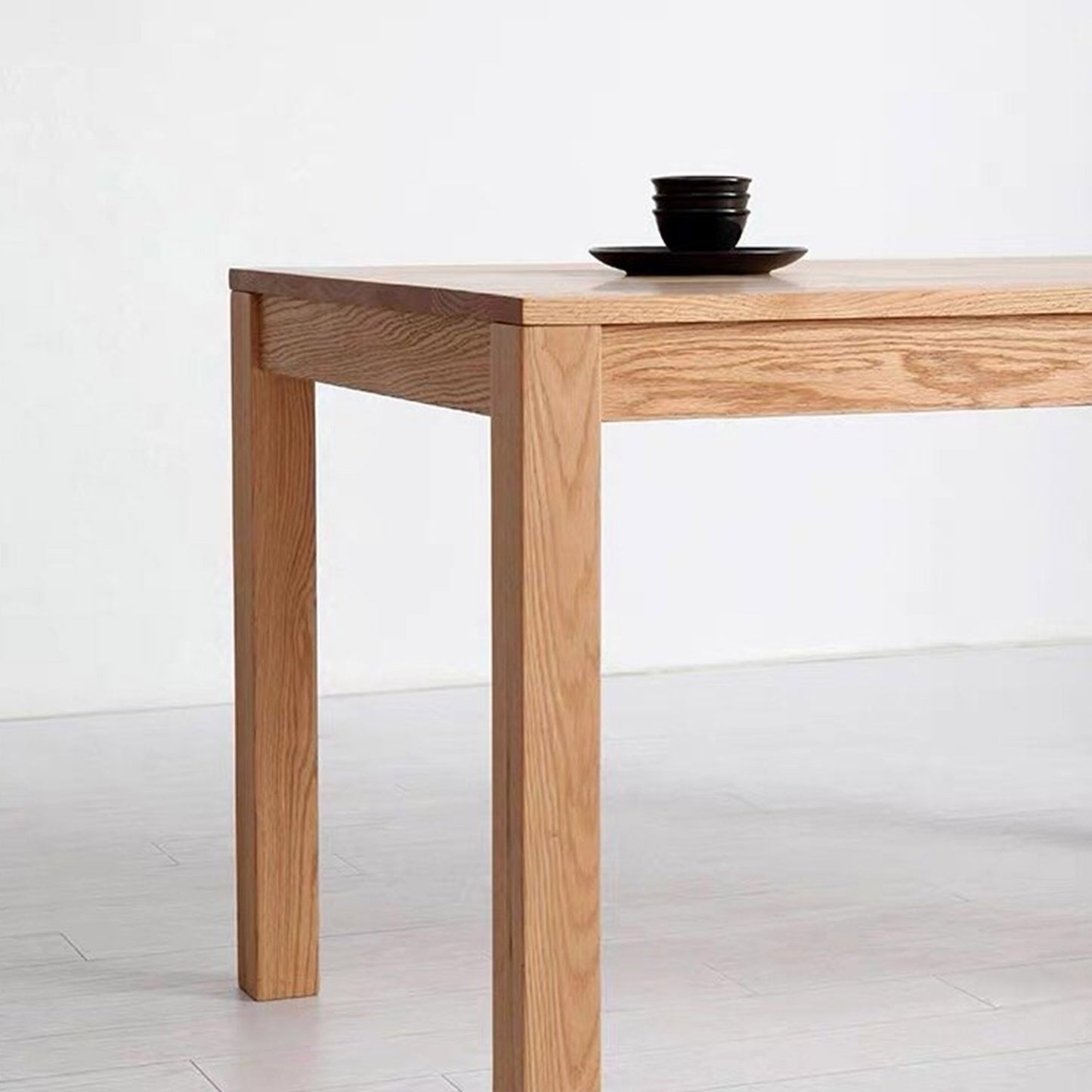 SIMPLY Square Dining Table 實木餐枱