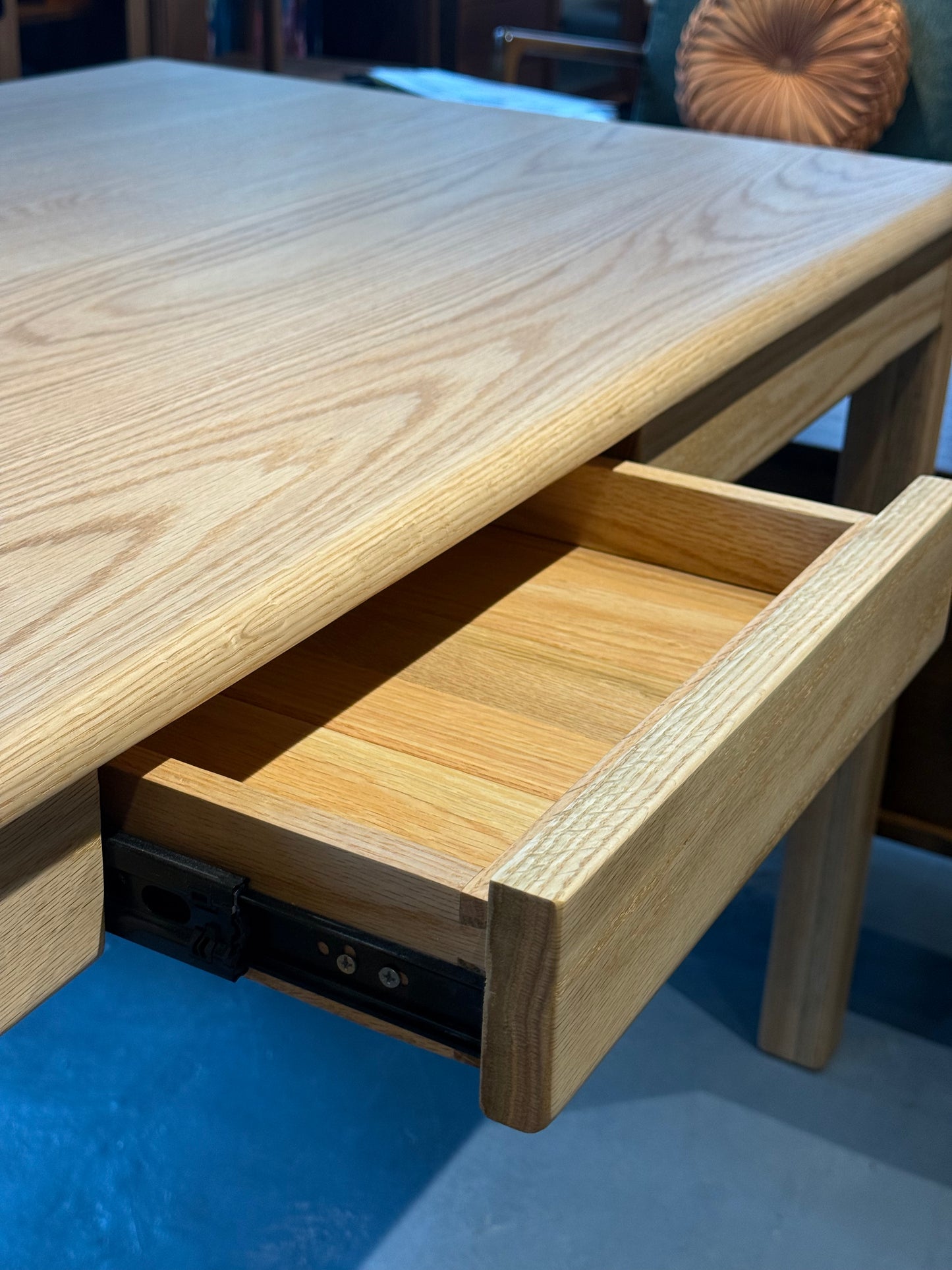 【陳列品】DELIGHT Dining Table with Drawers 橡木櫃桶餐枱