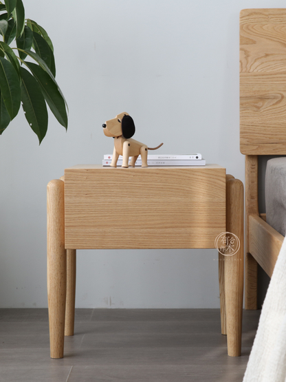 SIMPLY Bedside Table 02 實木床頭櫃（可訂造）