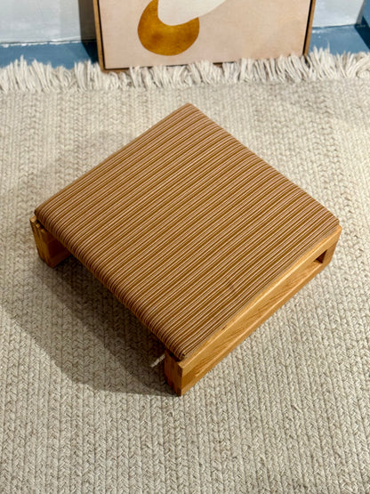 SIMPLY Low Step Stool with Cushion 實木腳踏凳仔