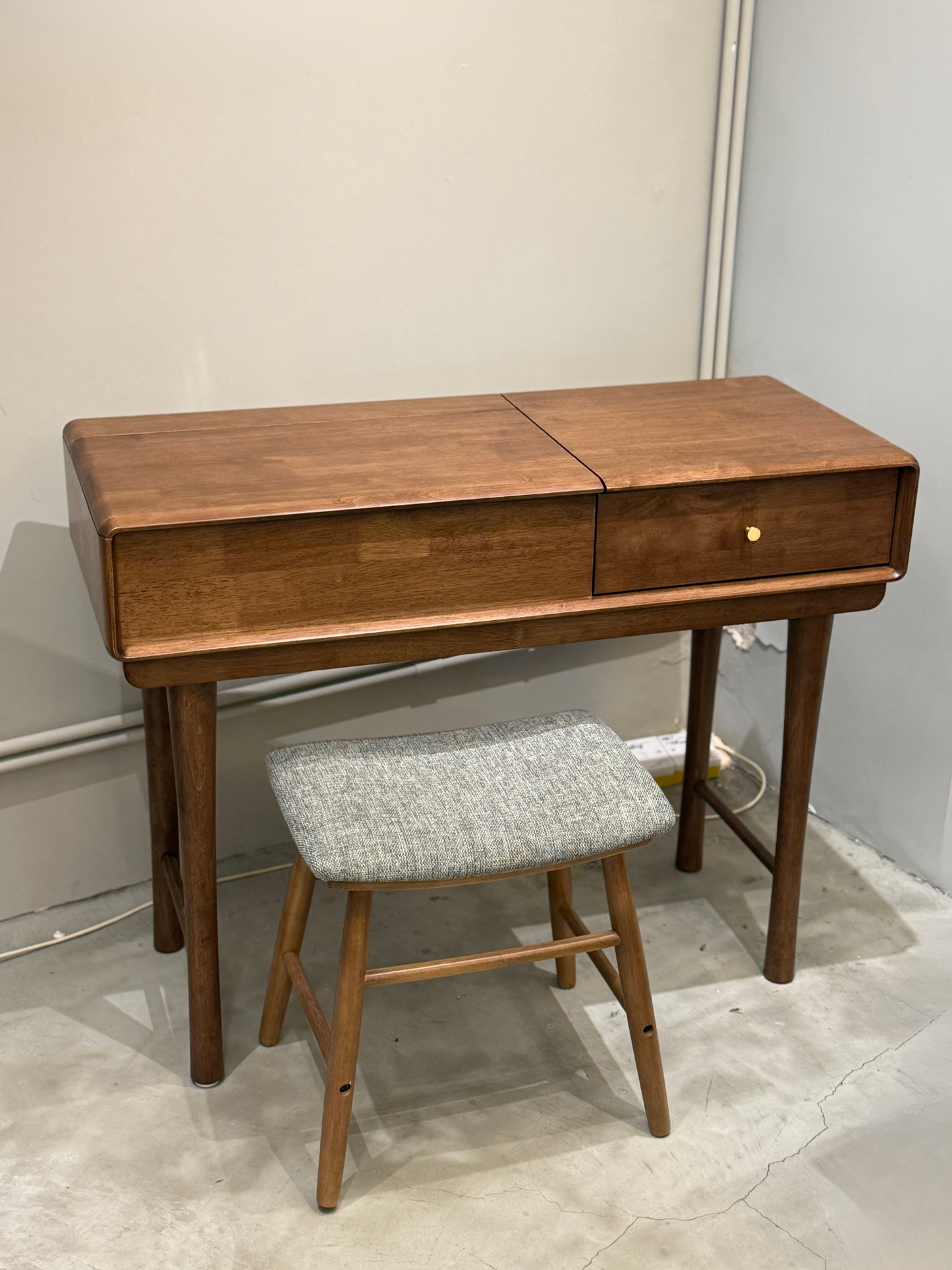 VARIETY-Arch Vanity Desk 實木梳妝枱