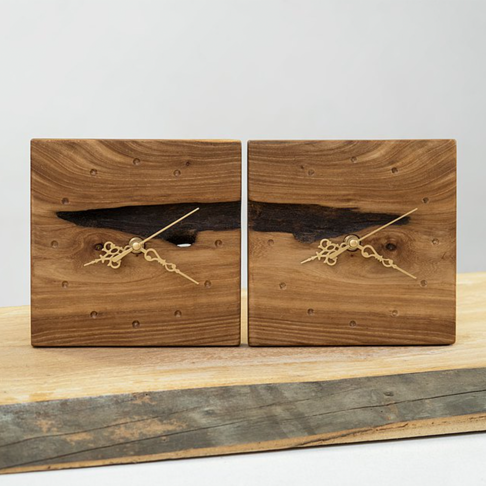 Appreciating wood | Elm twin log silent desk standing clock