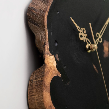 Appreciating wood | Ebony log silent wall clock