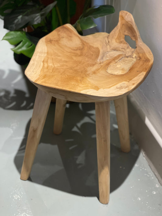 [Sold out] EARTH Teak Handmade Stool Indonesian handmade log stool (for sale on display) 