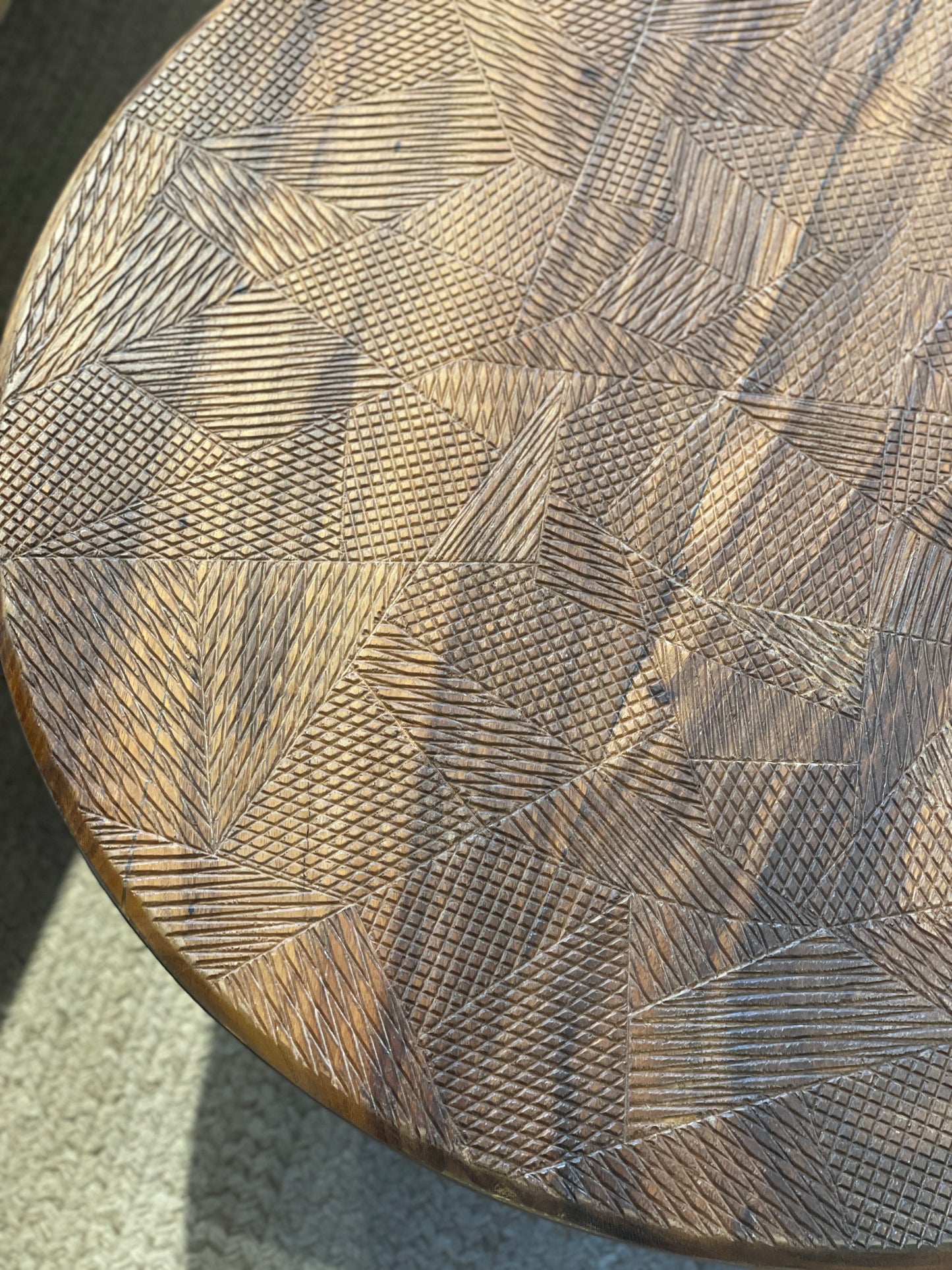 【已售罄】COCOA Large Side Table 印尼雨木雕刻茶几(陳列品出售)